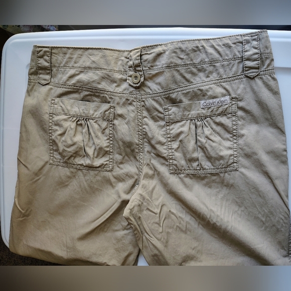 Calvin Klein Women's Capri Roll-Tab Shorts Utility Outdoor,Hiking sz 10,Cotton. - Picture 5 of 16